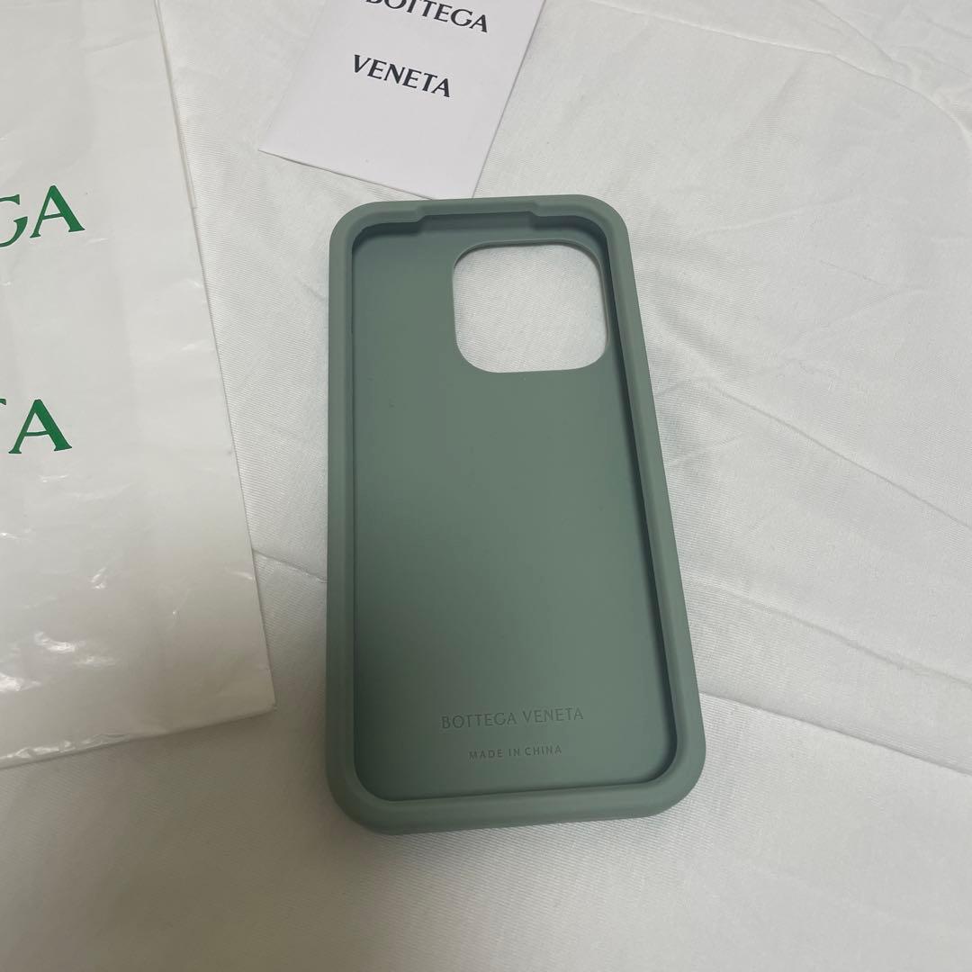 BOTTEGA VENETA iPhone14,14pro用ケース グリーン