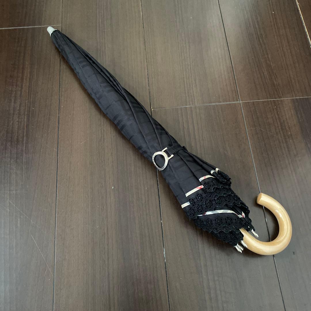 バーバリー　ブラック チェック柄 レース付き長傘