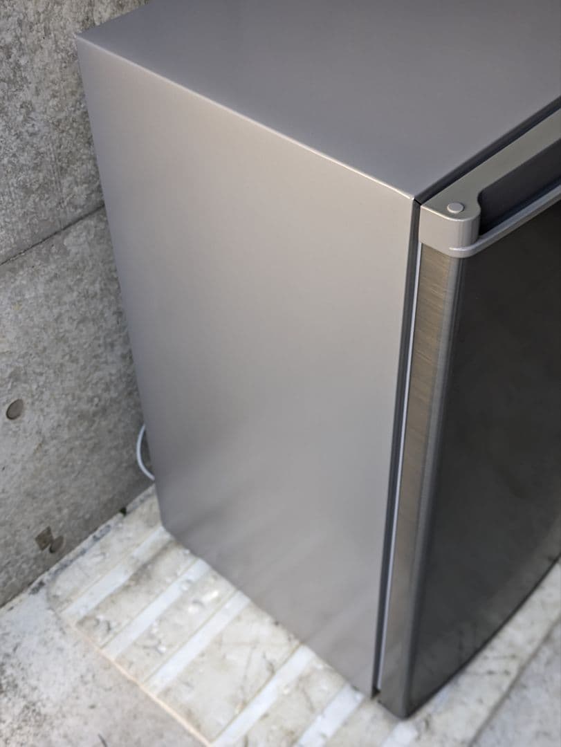 2020年製 60リットル 冷凍庫 TQF-0160SL