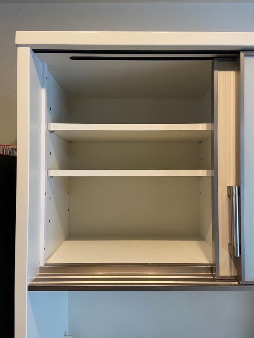 ニトリ　キッチンボード　食器棚　東温市　引き取り限定