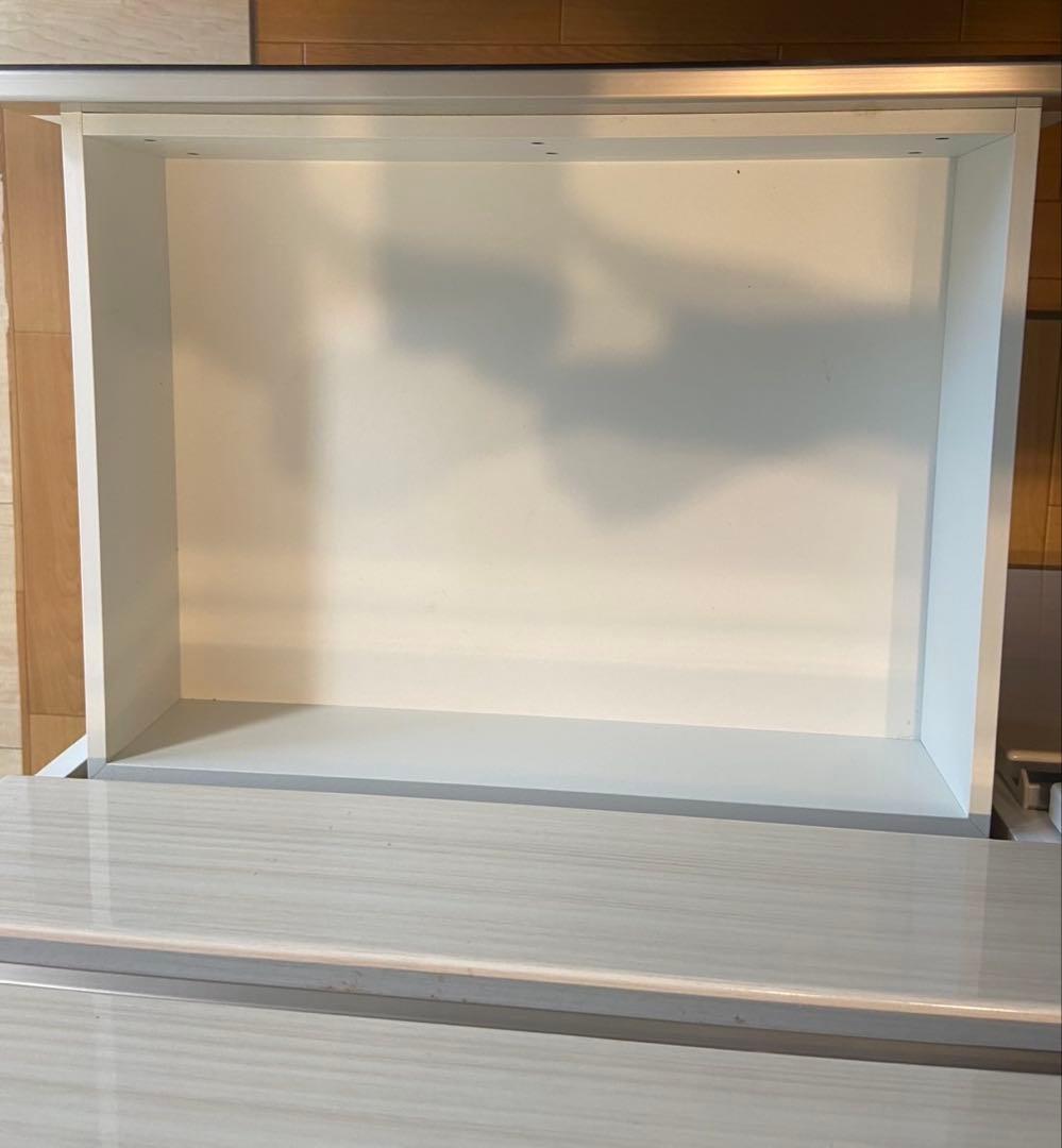 ニトリ　キッチンボード　食器棚　東温市　引き取り限定