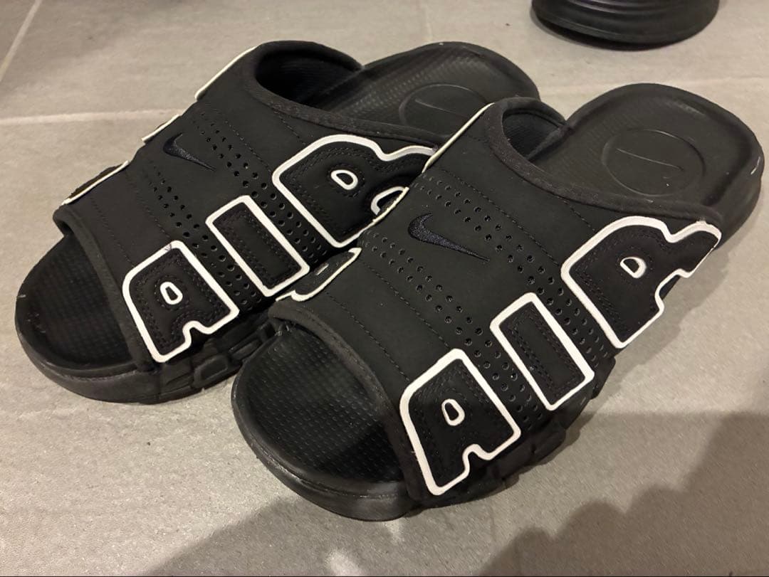 ナイキ エア モア アップテンポ メンズスライド　27cm