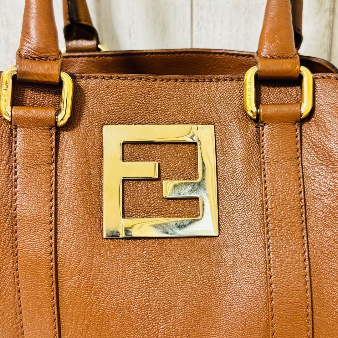 美品✨FENDI フェンディ レザートート ゴールド金具 ブラウン