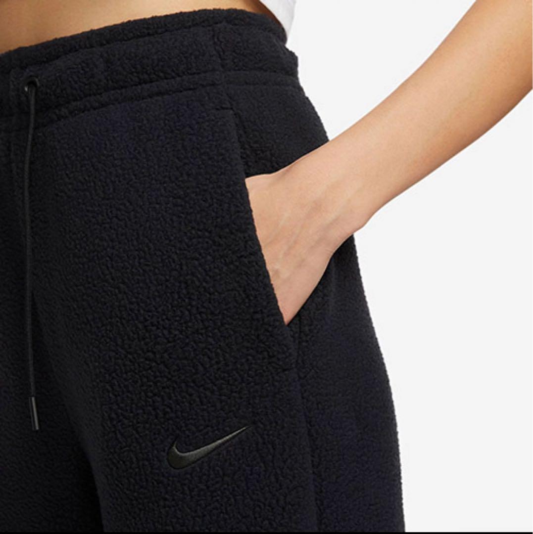 ☆新品☆ナイキプラッシュ ウィメンズ モッド クロップ クルーネックセットアップ