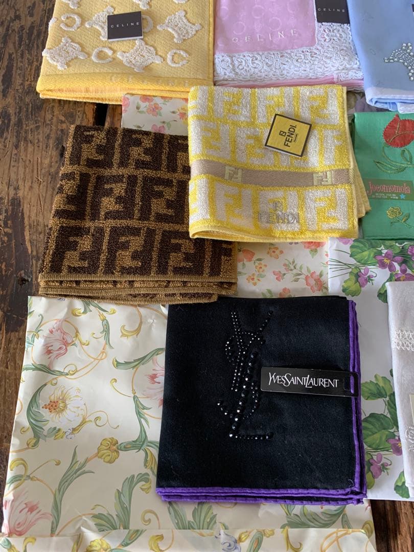 ブランド　ハンカチ　まとめ売り　CELINE Burberry FENDI など