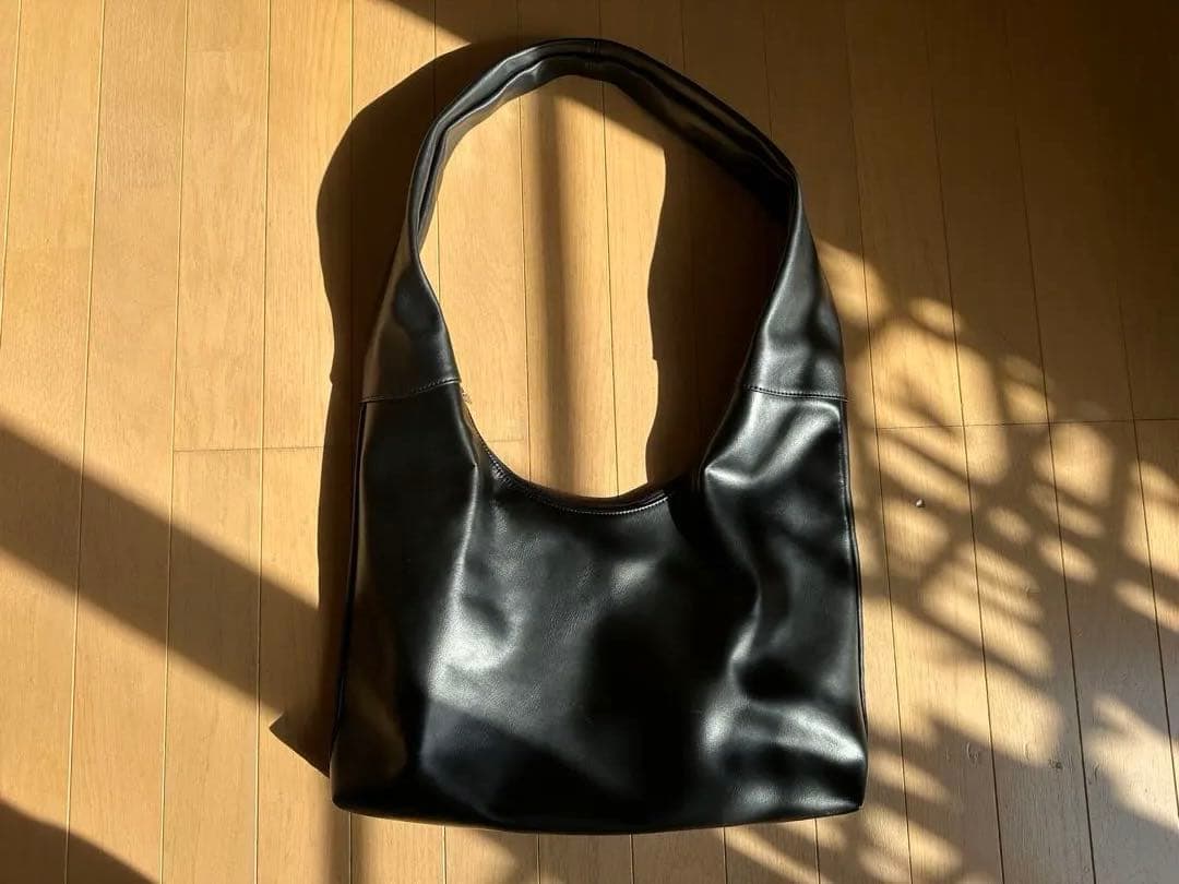 STUDIOUS レザー ショルダーバッグ