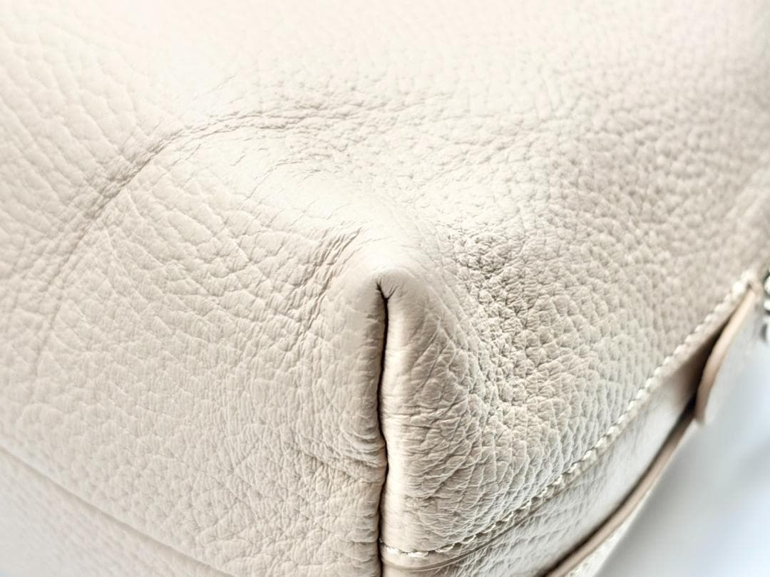 1度使用 ジャンニキアリーニ アリファ M ２WAYバッグ ピンクベージュ