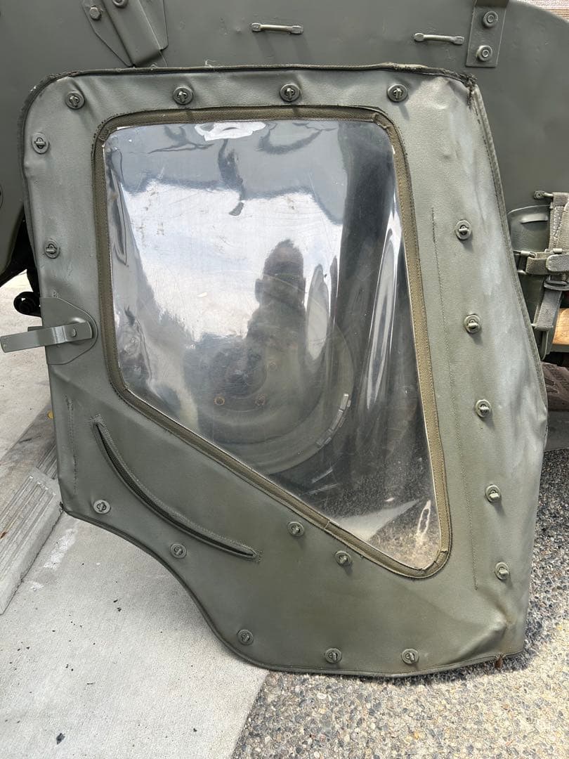 三菱ジープドア　りゅう