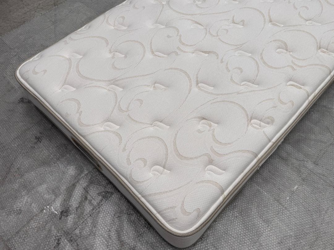 T7313☆展示品☆シモンズ☆ゴールデンバリュープレミアム☆セミダブルマットレス