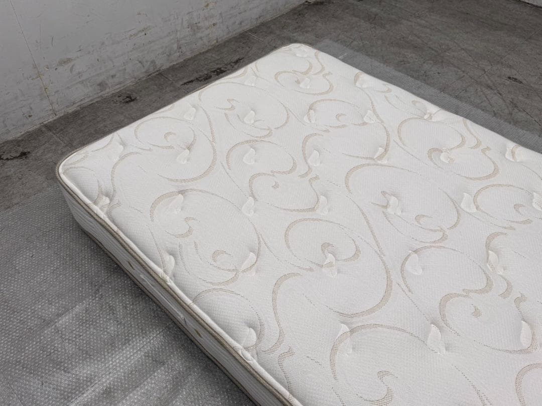 T7313☆展示品☆シモンズ☆ゴールデンバリュープレミアム☆セミダブルマットレス