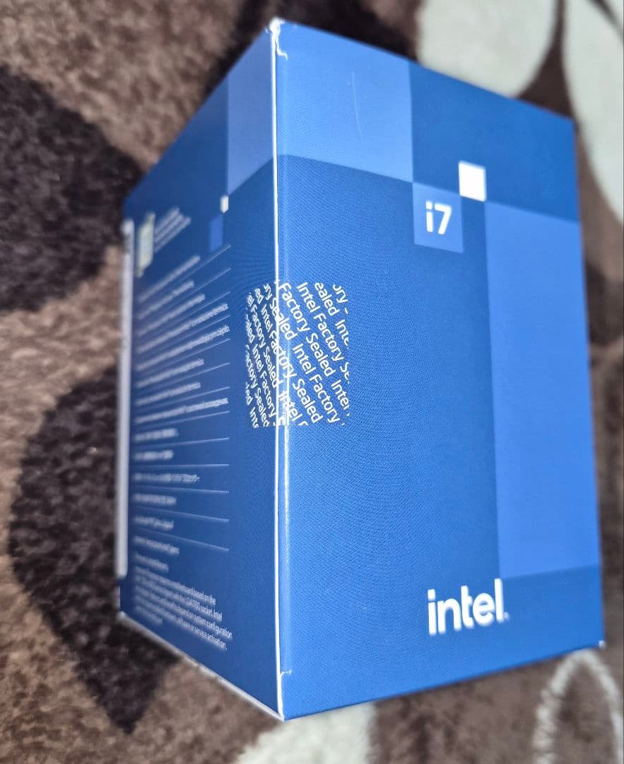 Intel Core i7-13700F CPU LGA1700　新品未開封