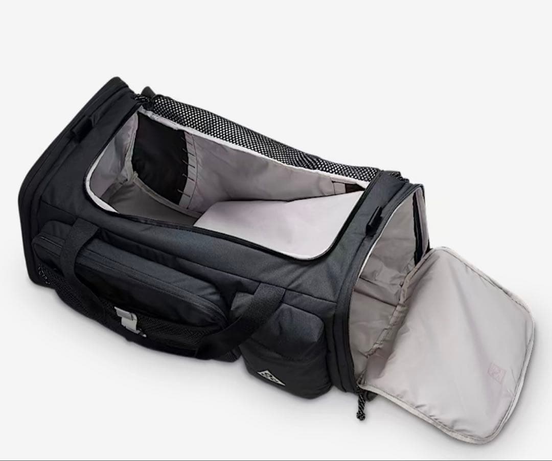 NIKE ACG DAY MAX ボストンバッグ