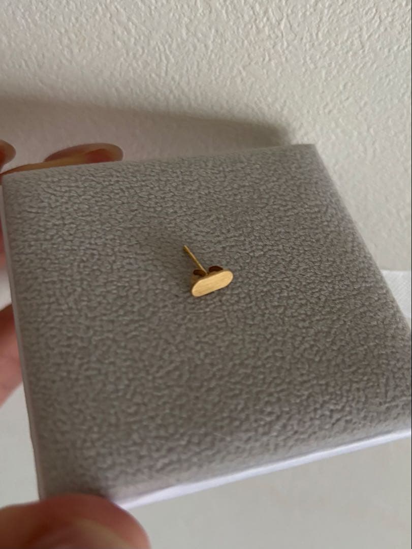 2024ブランイリス プロローグ k18Gピアス(片耳用) 証明書付き