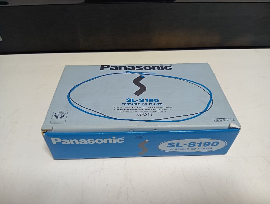 ポータブルプレーヤー Panasonic PORTABLE CD PLAYER SL-S190