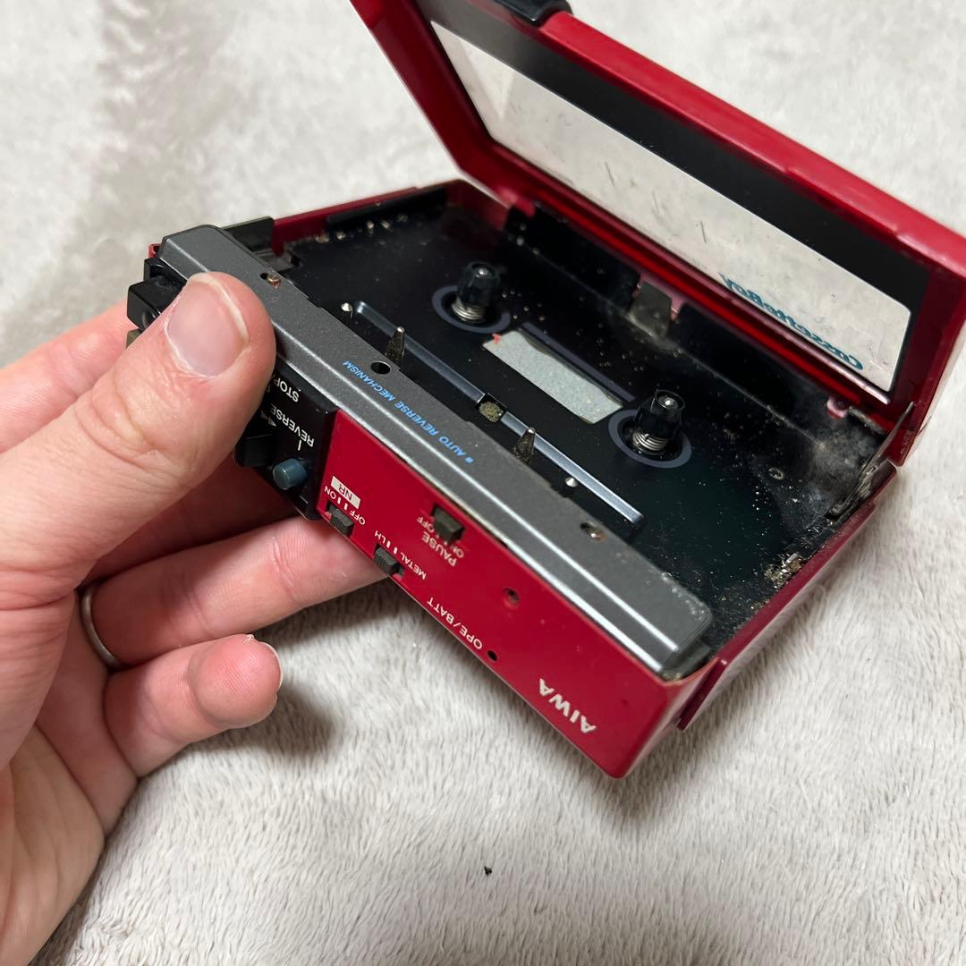 AIWA HS-P2 ラジオ　ジャンク品