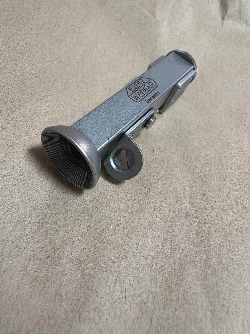 Leicaライカ外付けビューファインダー 5cm と特殊ファインダーと謎マウント