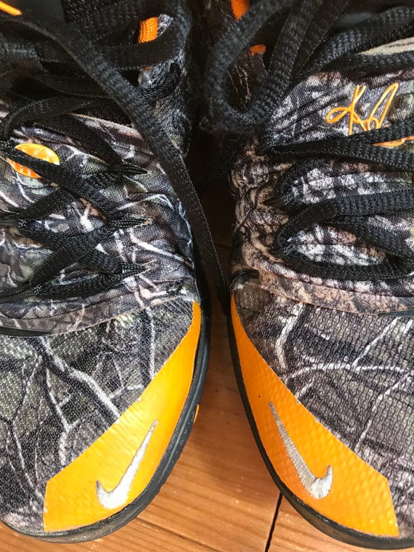 【レア】NIKE カイリー5 タコＰＥキッズ　22.5センチ　ナイキ　バッシュ