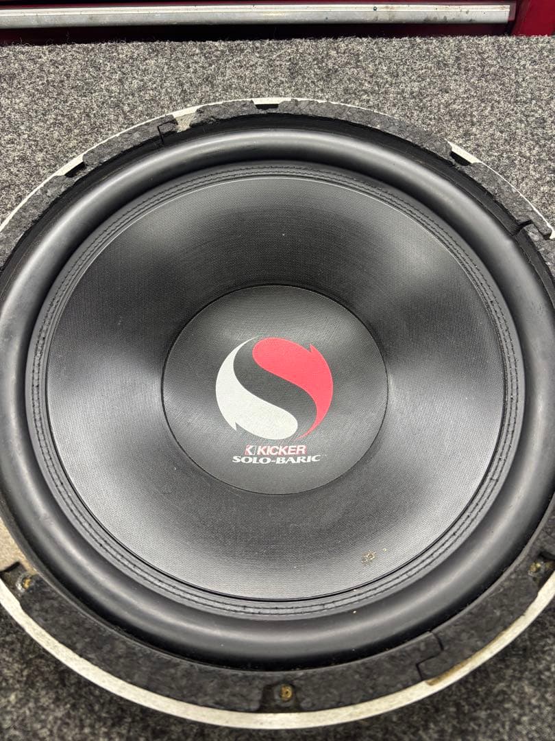 KICKER SOLOBARIC S12C 12インチ ウーファー ボックス型