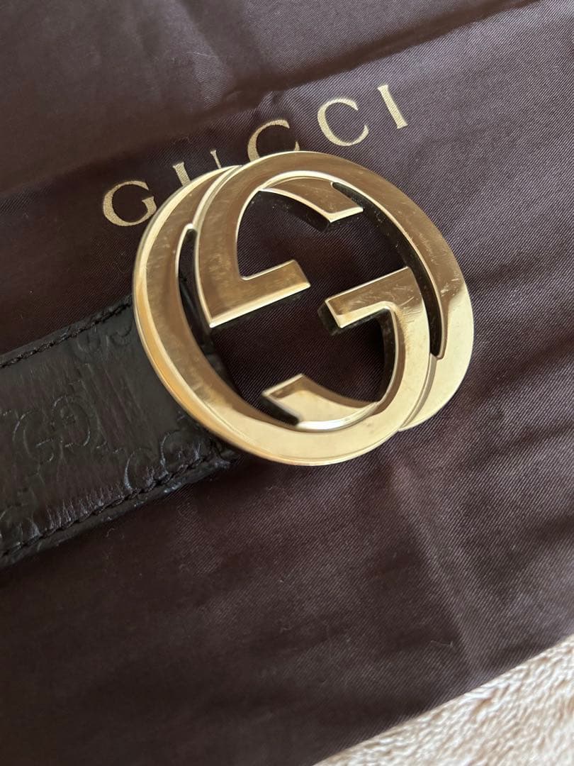 GW中お値下げ中!GUCCI ブラウンレザーベルト ダブルGロゴ