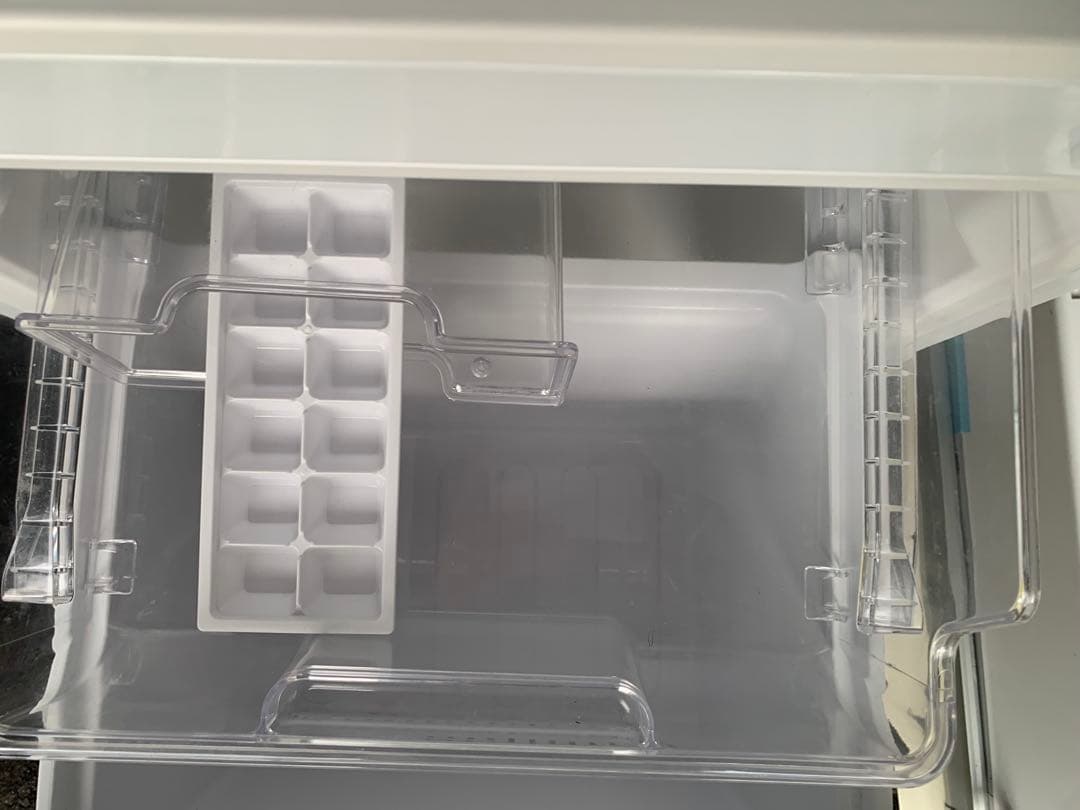 シャープ SHARP 冷蔵庫 152L 2022 SJ-GD15J-W 地域限定