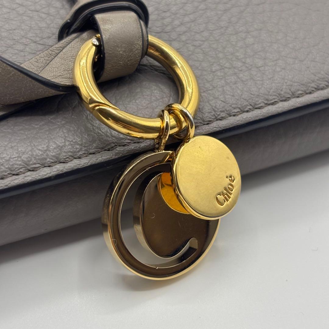 Chloe クロエ　長財布　グレー　アルファベット　レザー　レディース