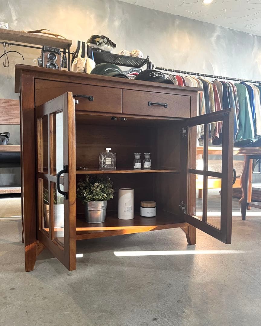 大晦日〜1/3限定価格　ウッド　ガラス　キャビネット　サイドボード