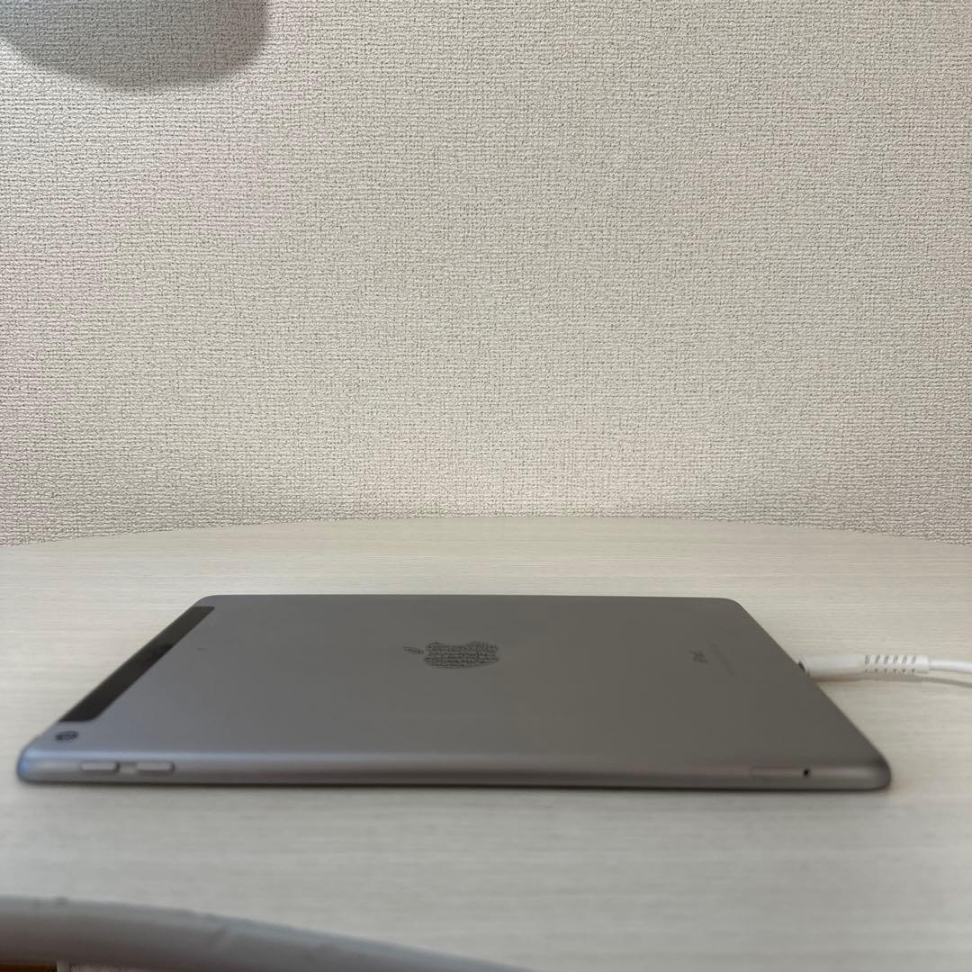 iPad 第5世代　32GB