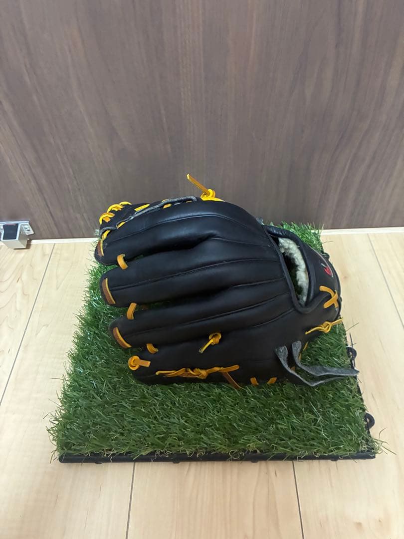 ぱおすNIKE一般軟式用内野手グラブ　全紐交換＋湯もみ型つけ済み