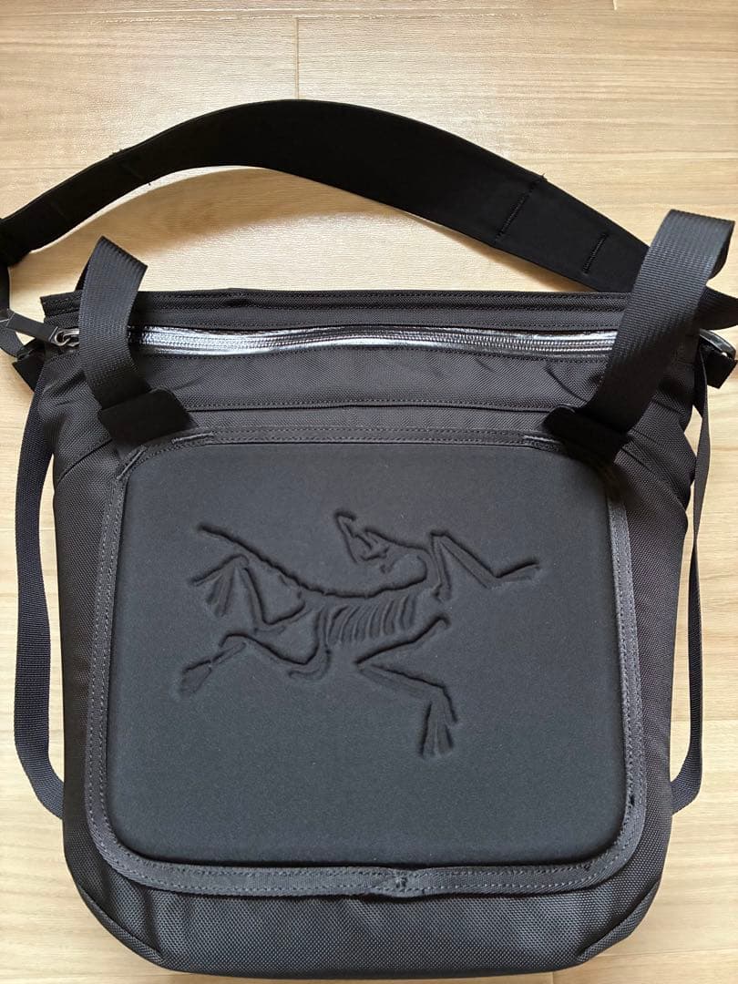 ARC'TERYX アークテリクス ARRO8 アロー8 ブラック