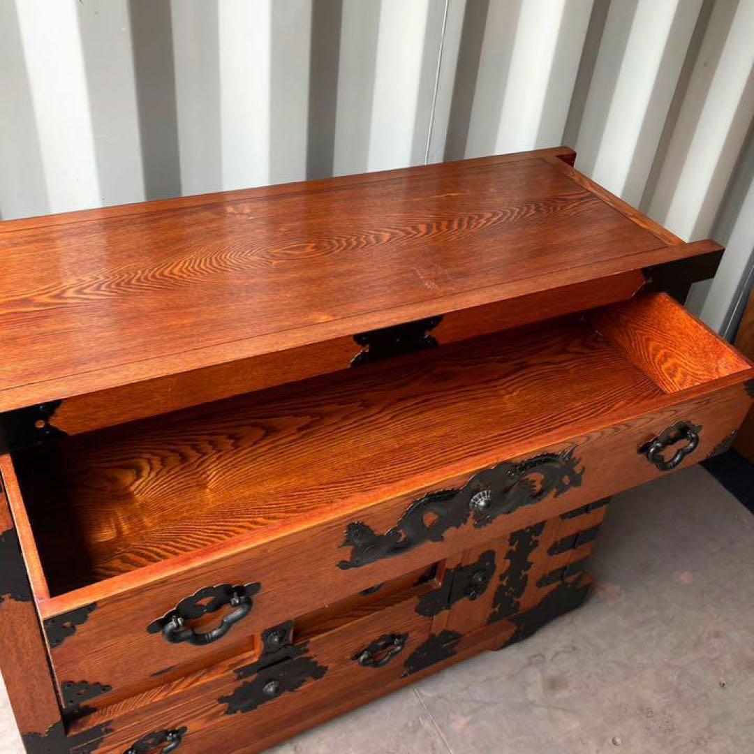 取付無料！民芸家具 楡(ニレ)材総無垢 和モダン アンティーク車箪笥 和ダンス✨