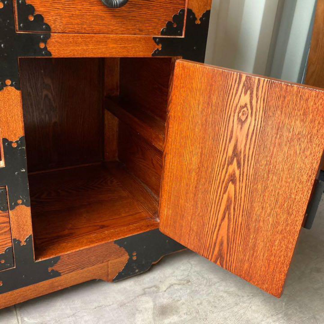 取付無料！民芸家具 楡(ニレ)材総無垢 和モダン アンティーク車箪笥 和ダンス✨