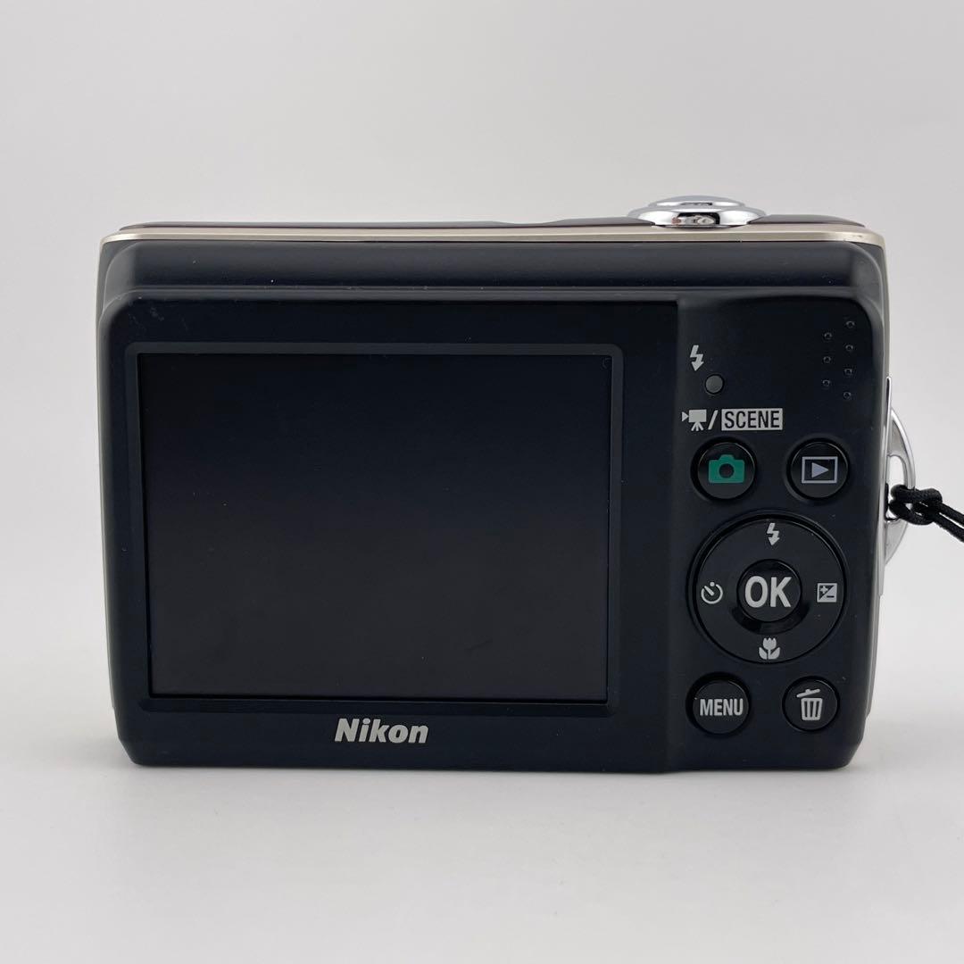 実写美⭕️【動作確認済】Nikon COOLPIX L21 デジカメ　シルバー