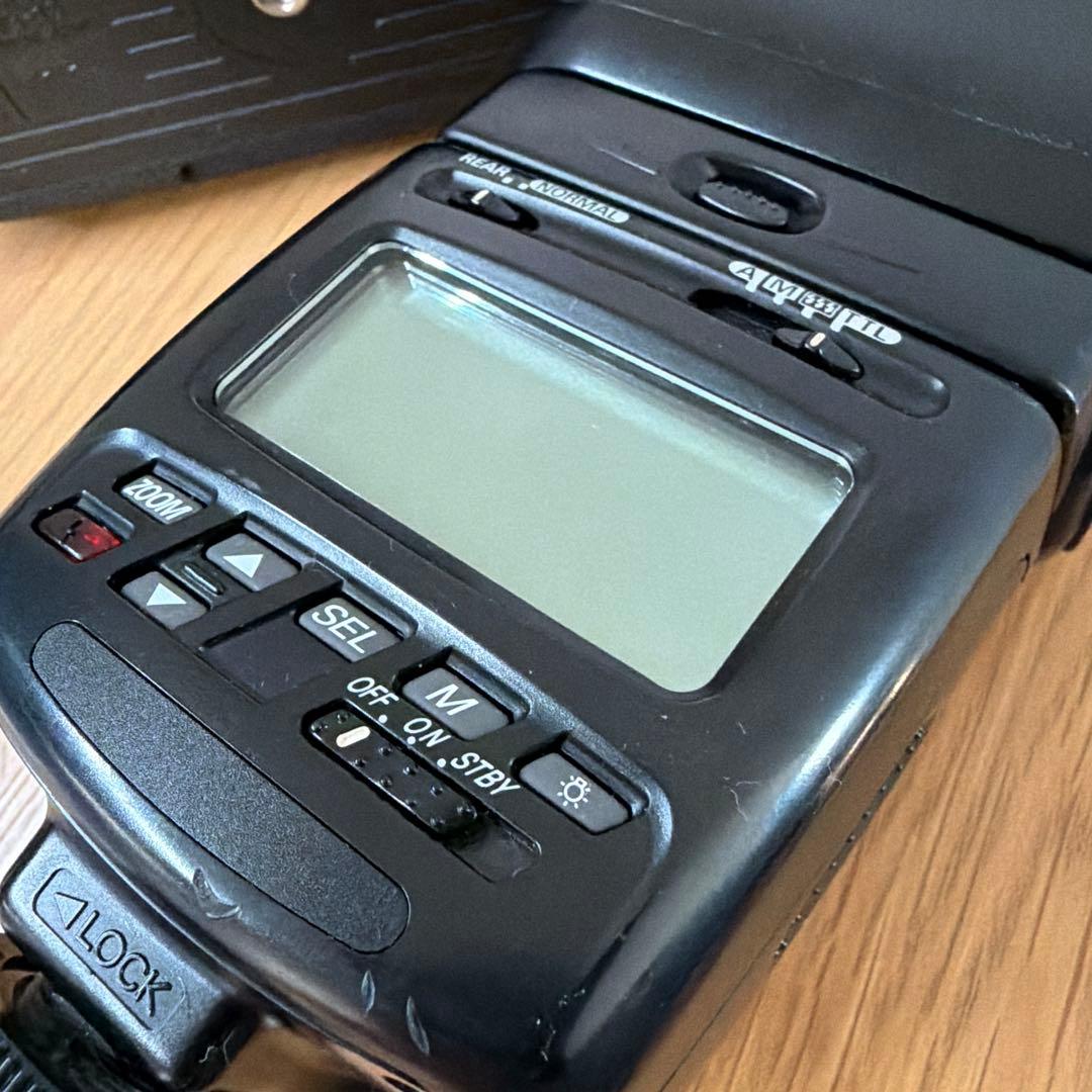 Nikon F100 一眼レフカメラ + SB-25フラッシュ　ジャンク