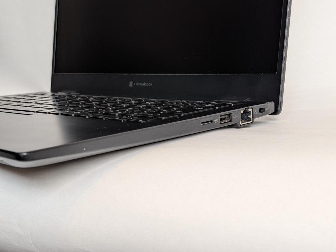 第11世代Core i5 Dynabook G83/HU 189