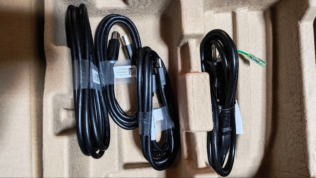 dell alienware aw2725qf 27インチ ゲーミングモニター