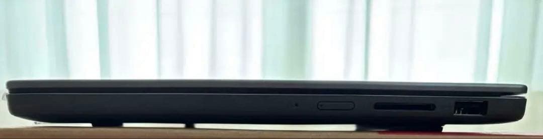 未使用 通電なし Lenovo IdeaPad Slim 3 Gen 10