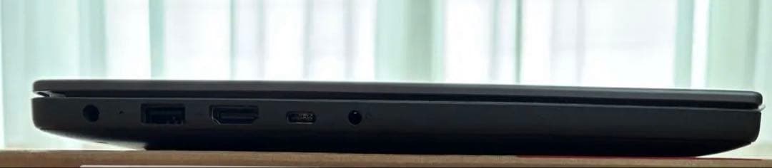 未使用 通電なし Lenovo IdeaPad Slim 3 Gen 10