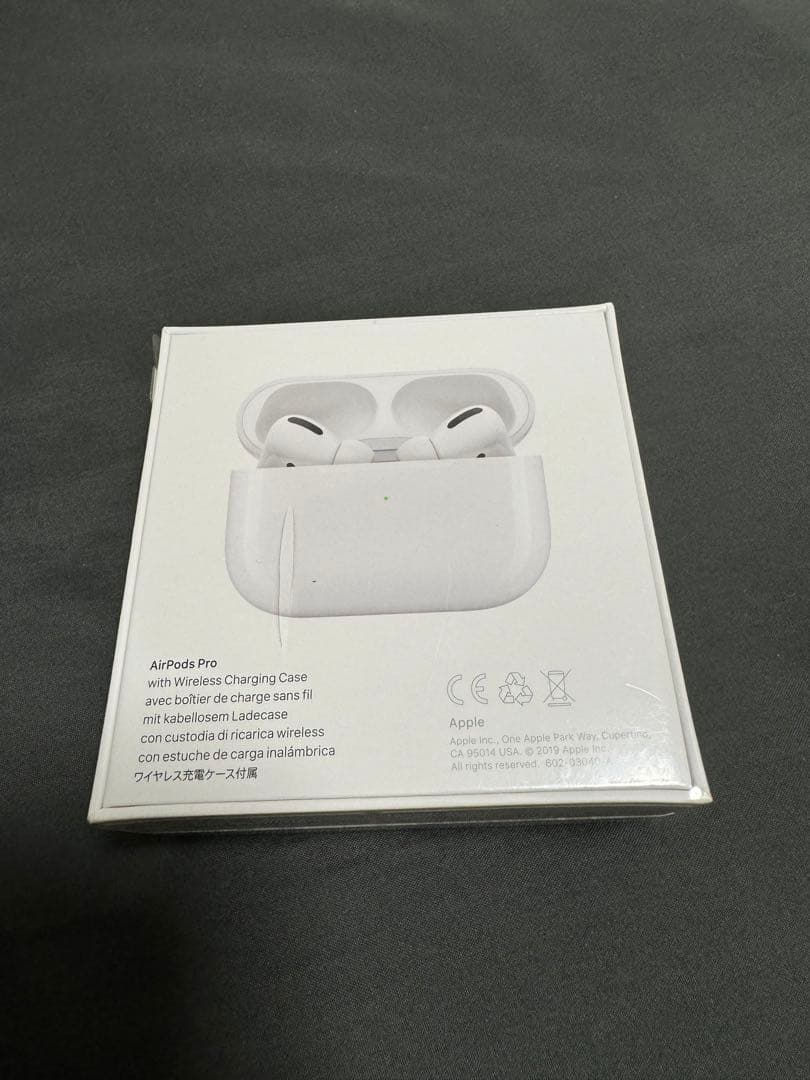 AirPods Pro 本体 ワイヤレス充電ケース付き新品未開封