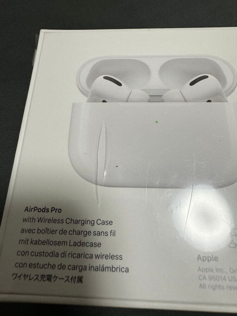 AirPods Pro 本体 ワイヤレス充電ケース付き新品未開封