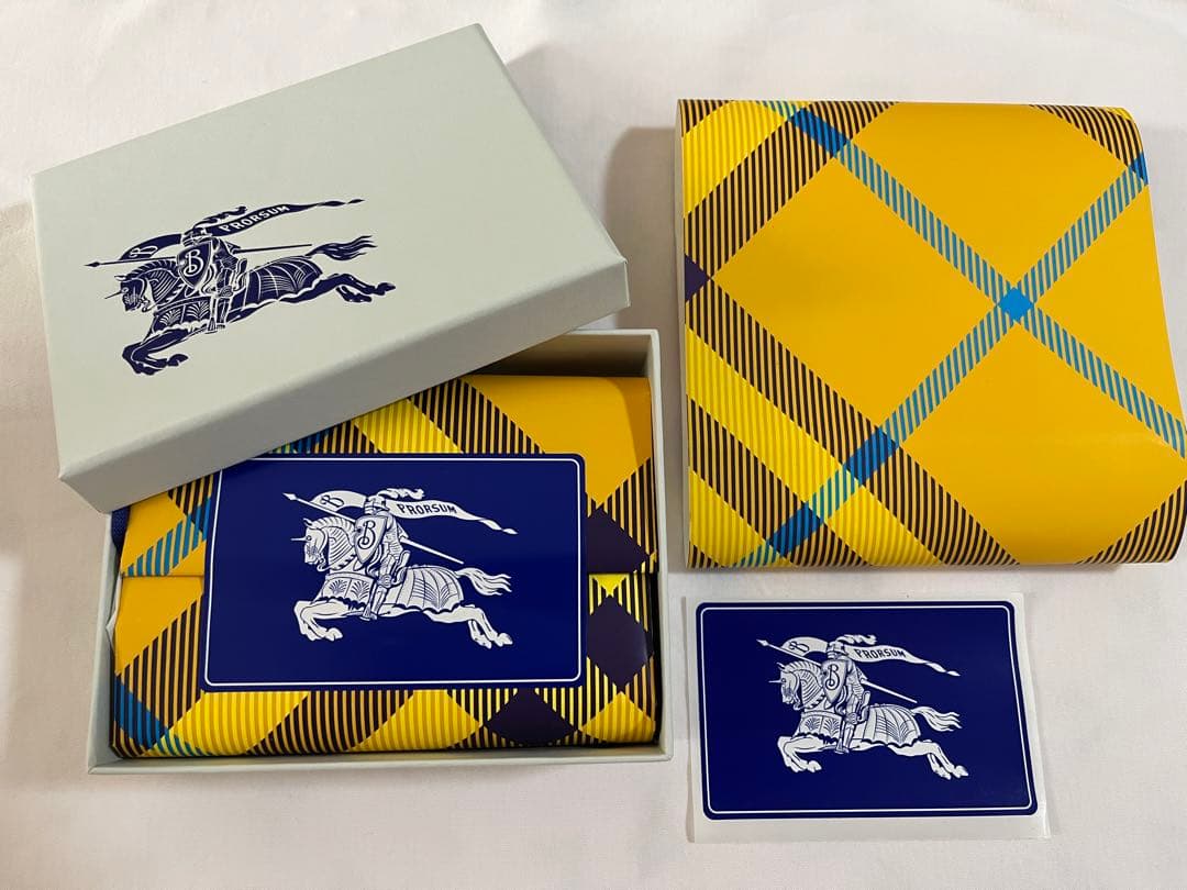 新品未使用✳︎ 付属品付✳︎ BURBERRY バーバリー 名刺入れ カードケース