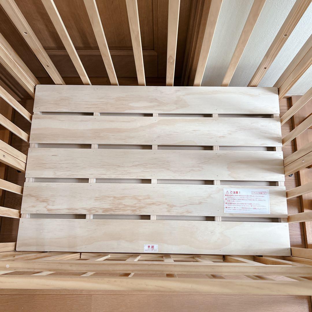 美品 大和屋 パタン折りたたみミニベビーベッド ナチュラル キャスター付き