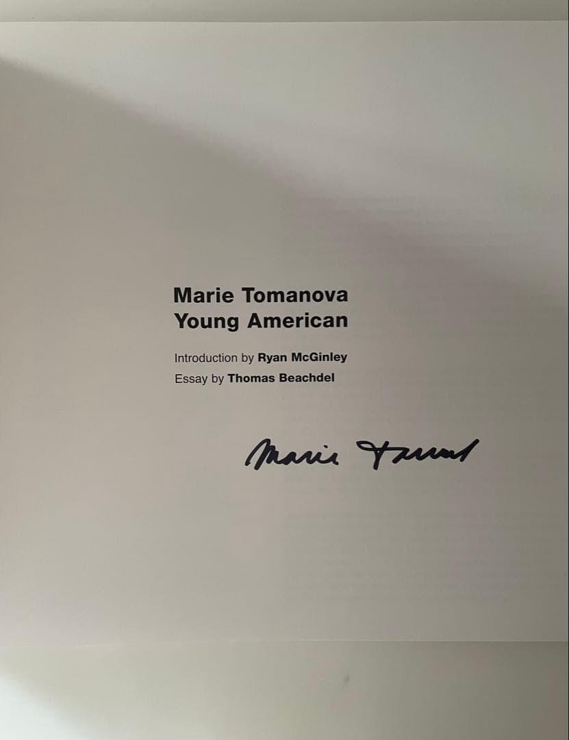 Marie Tomanova Young American サイン入り