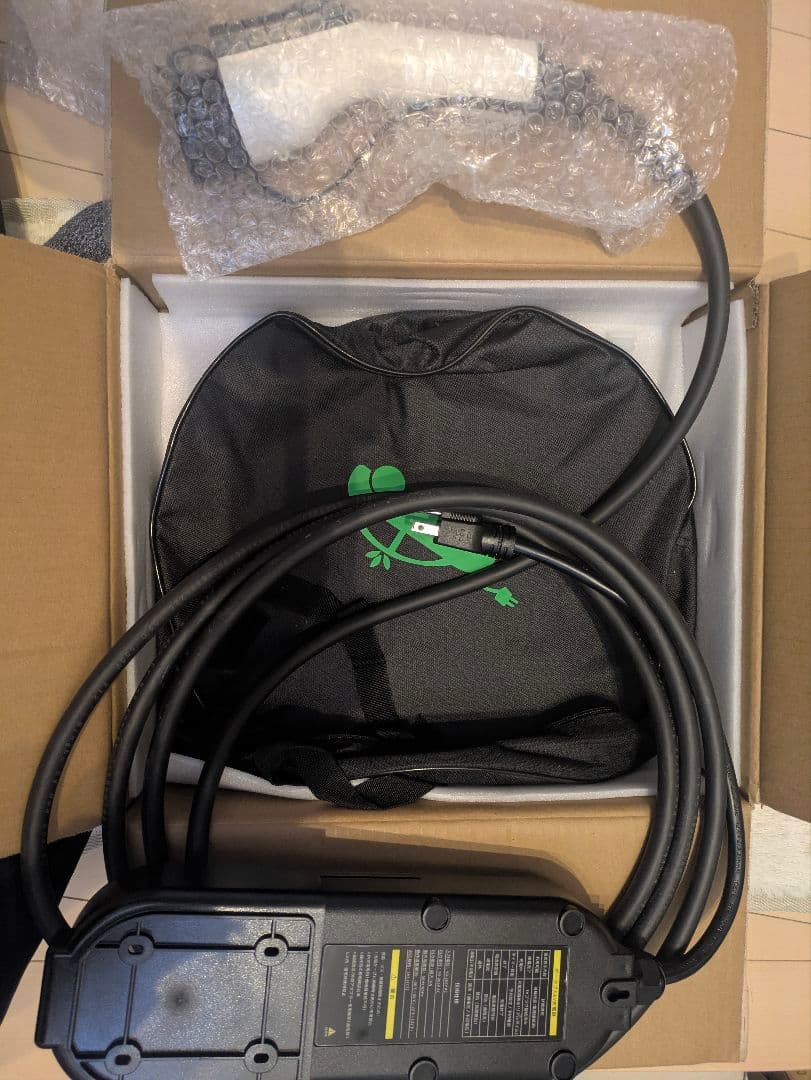 訳あり　ev100v充電機