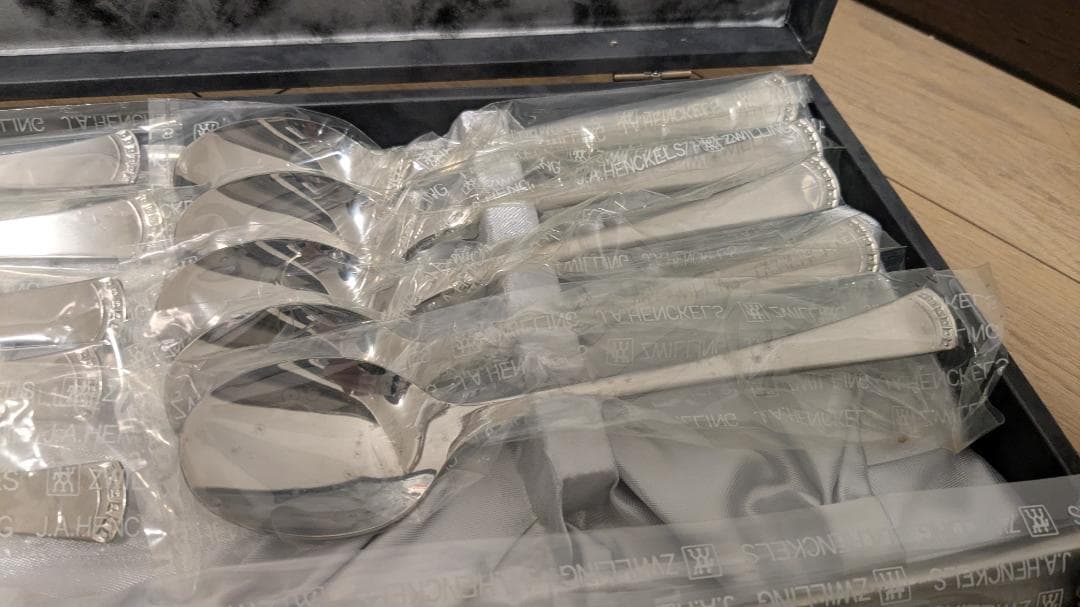 【Zwilling J.A. Henckels】カトラリーセット 20点