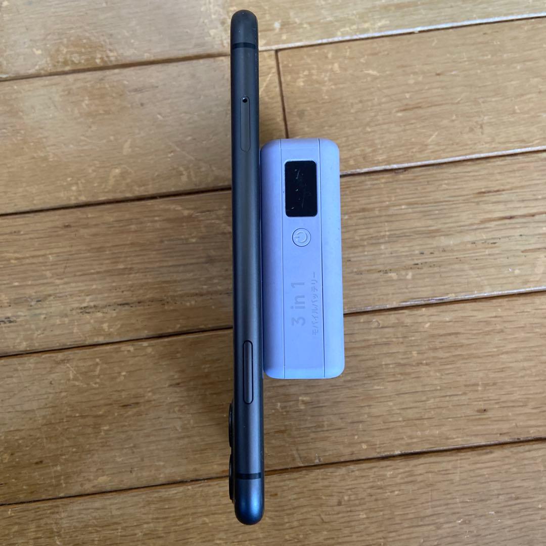 美品 iPhone11ブラック 256G