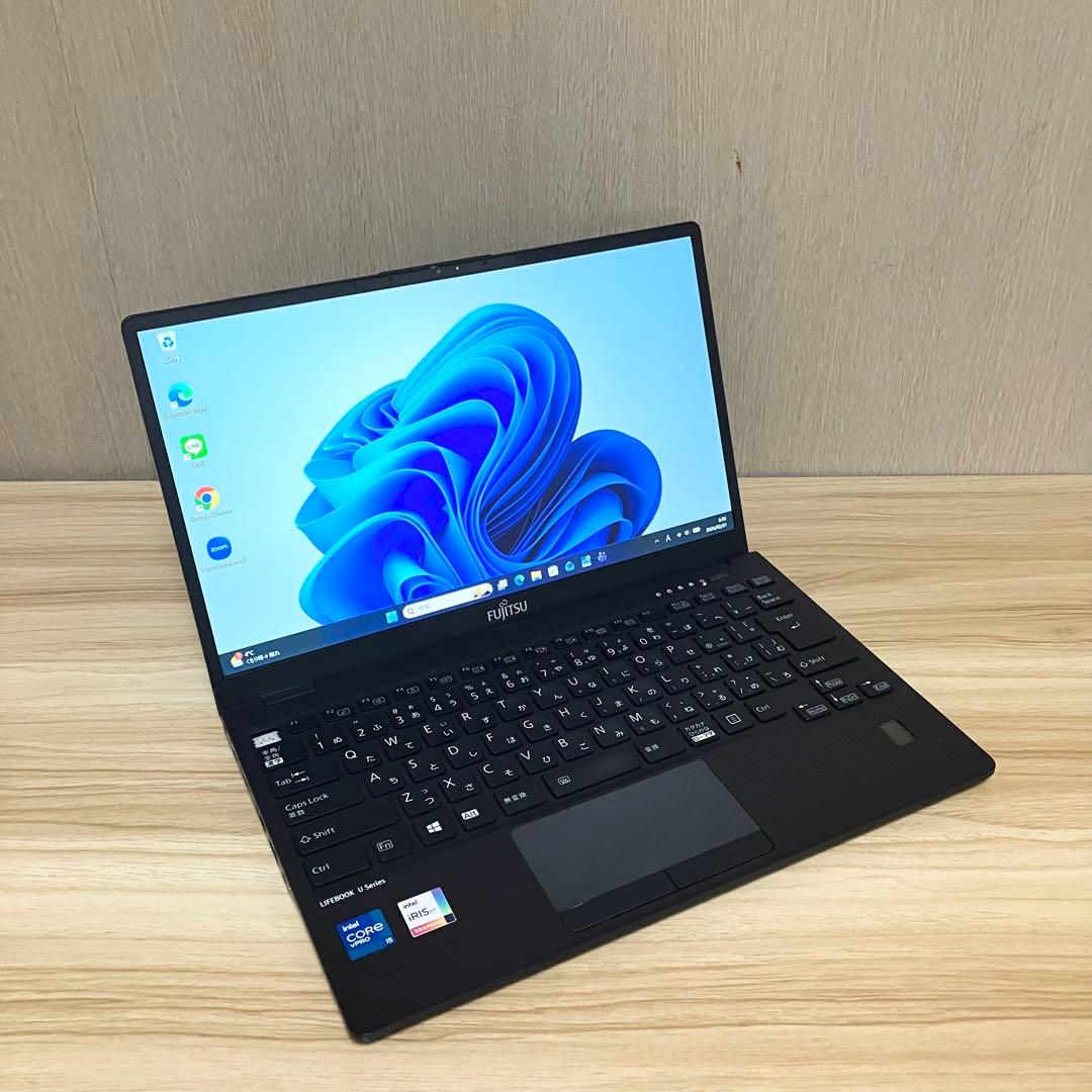 第11世代！LIFEBOOK U9311F core i5 Windows11