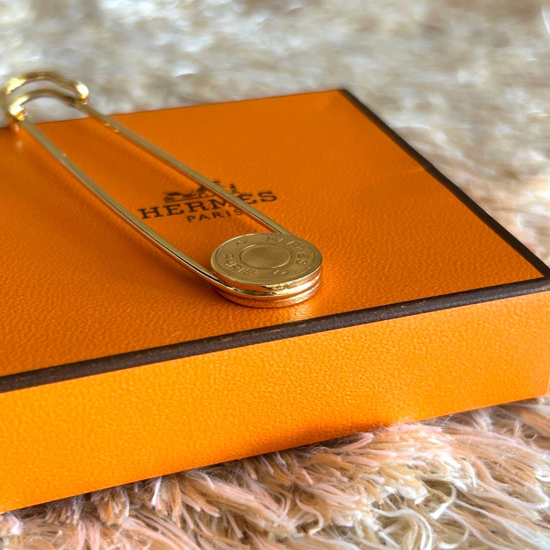 【専用品】エルメス ピン ブローチ チャーム ゴールド