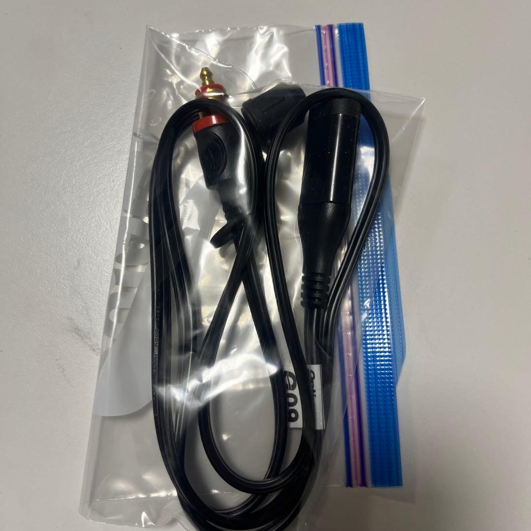 Optimate 4 自動バッテリー充電器 ＋ヘラーソケット