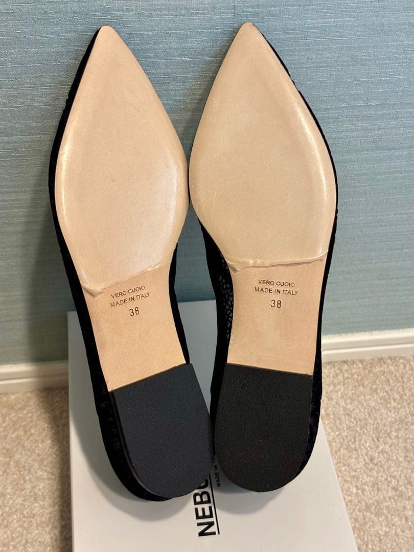 新品　ネブローニ フラワー レース フラットパンプス