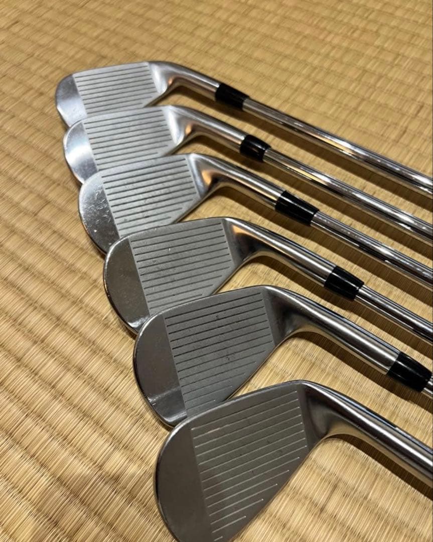 レフティ　タイトリストT100アイアン2019モデル多少値段交渉OK